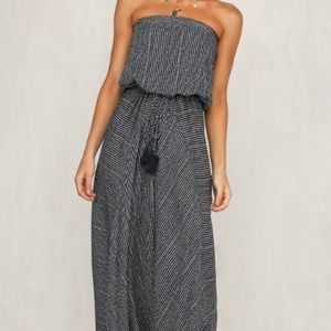 Navy Maxi Dress (NEVER WORN & TAGS ON)